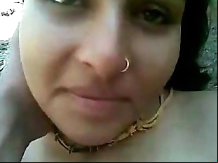 Haye Mai Mar Gayi Janu Meri Jaan Nikal Gayi-..